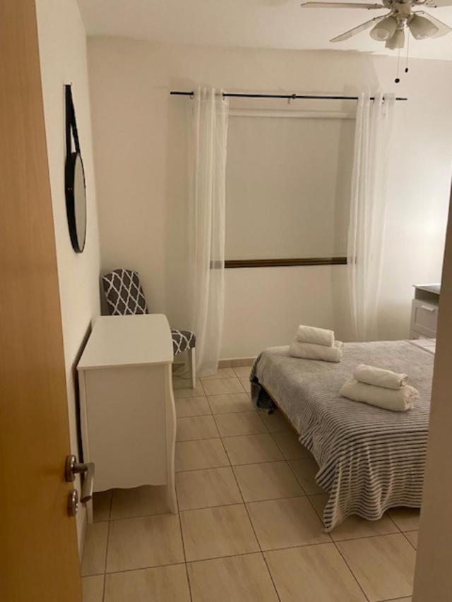 1 Bedroom Garden Flat, Sleeps 4 Pafos Zewnętrze zdjęcie